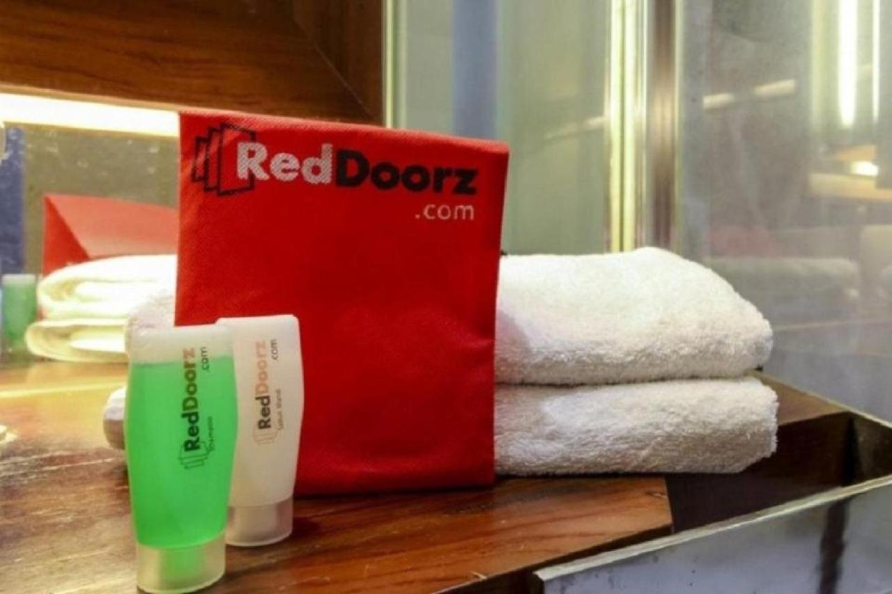 Reddoorz Syariah @ Griya Shanta Маланг Екстериор снимка